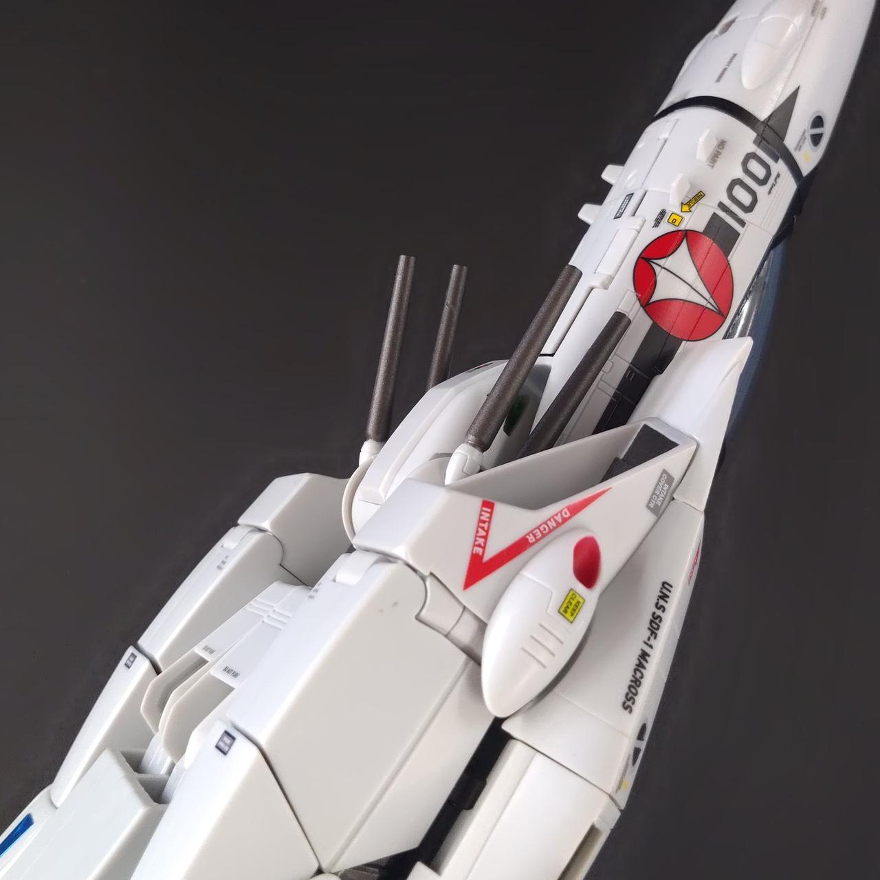 色落ち、色移りがあります