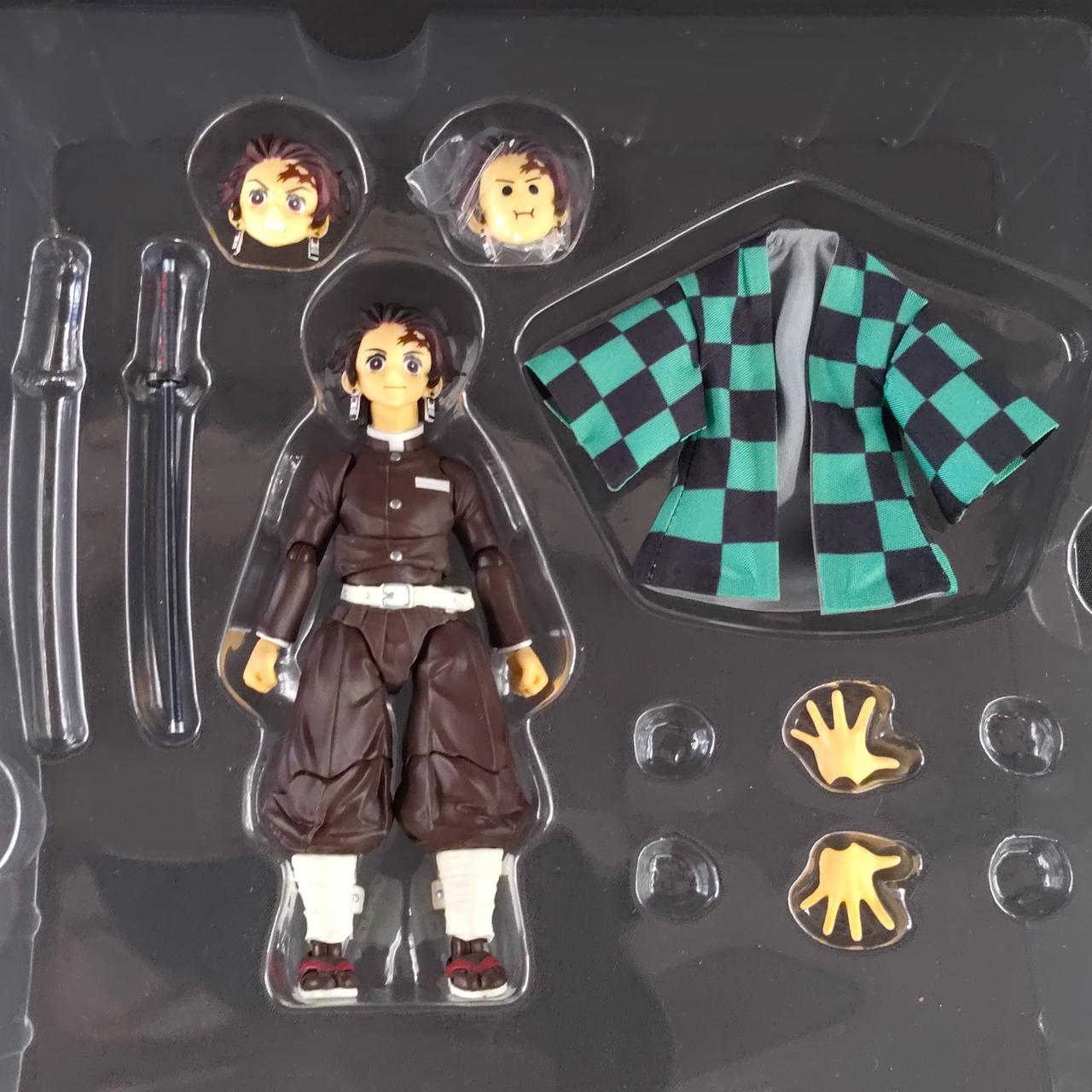 日輪刀1本、ハンドパーツ4個欠品