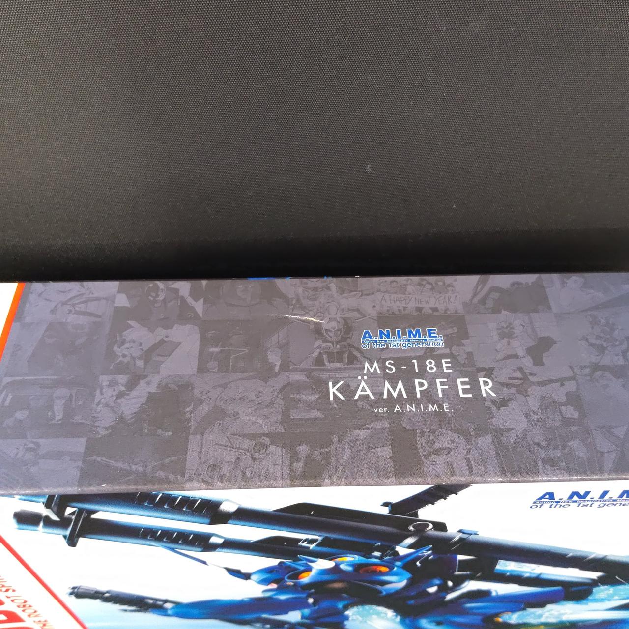 外箱に傷みがあります