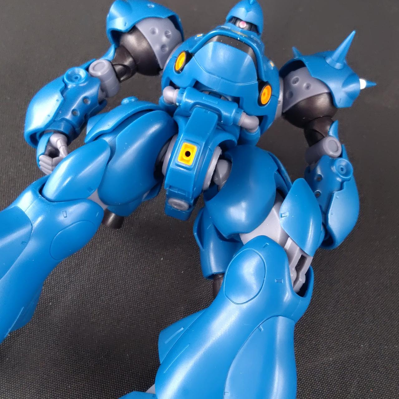 股関節に傷みがあります