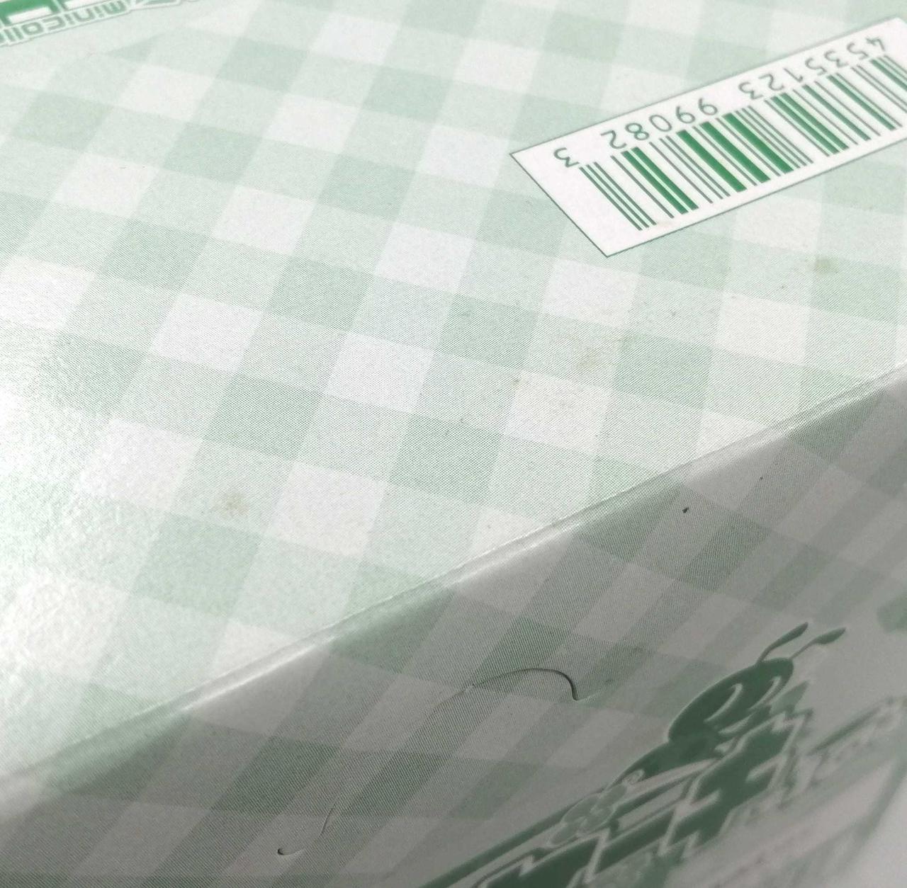 若干外箱汚れ有