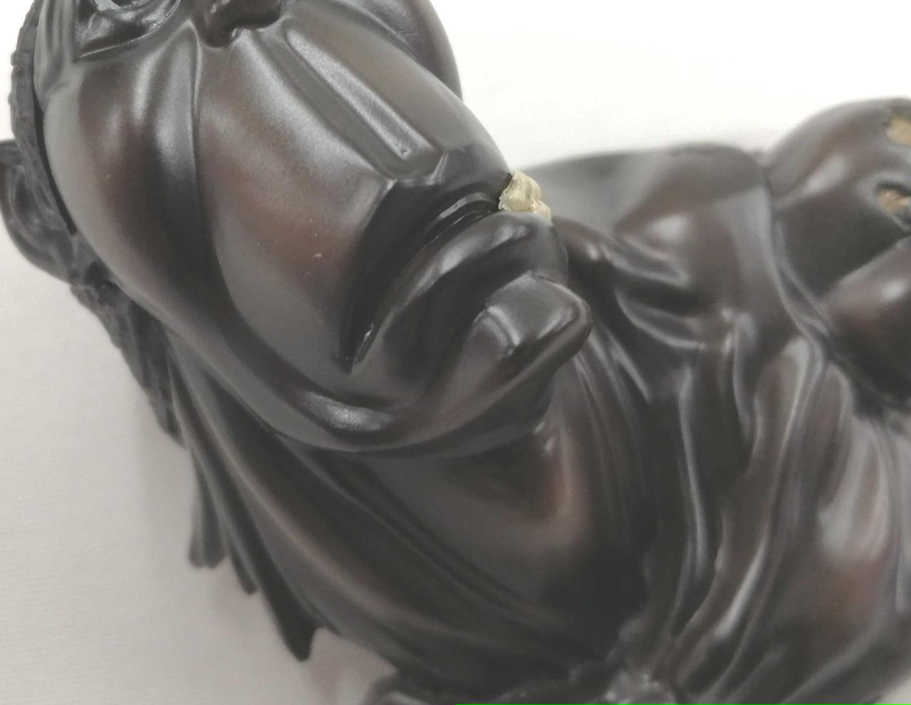 本体僅かにキズ有