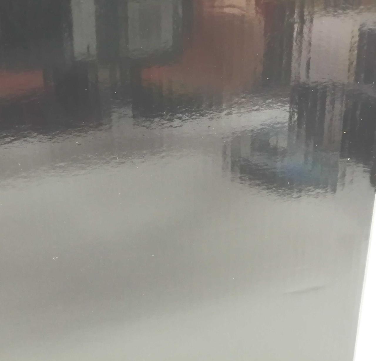 箱擦れキズ・イタミあり