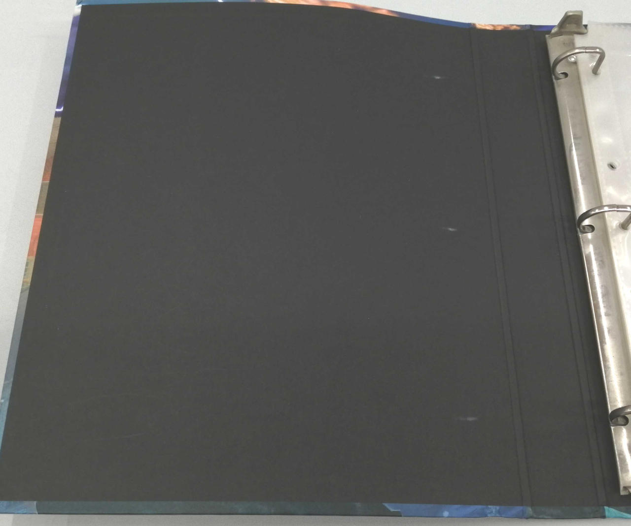 ファイル内側キズ有