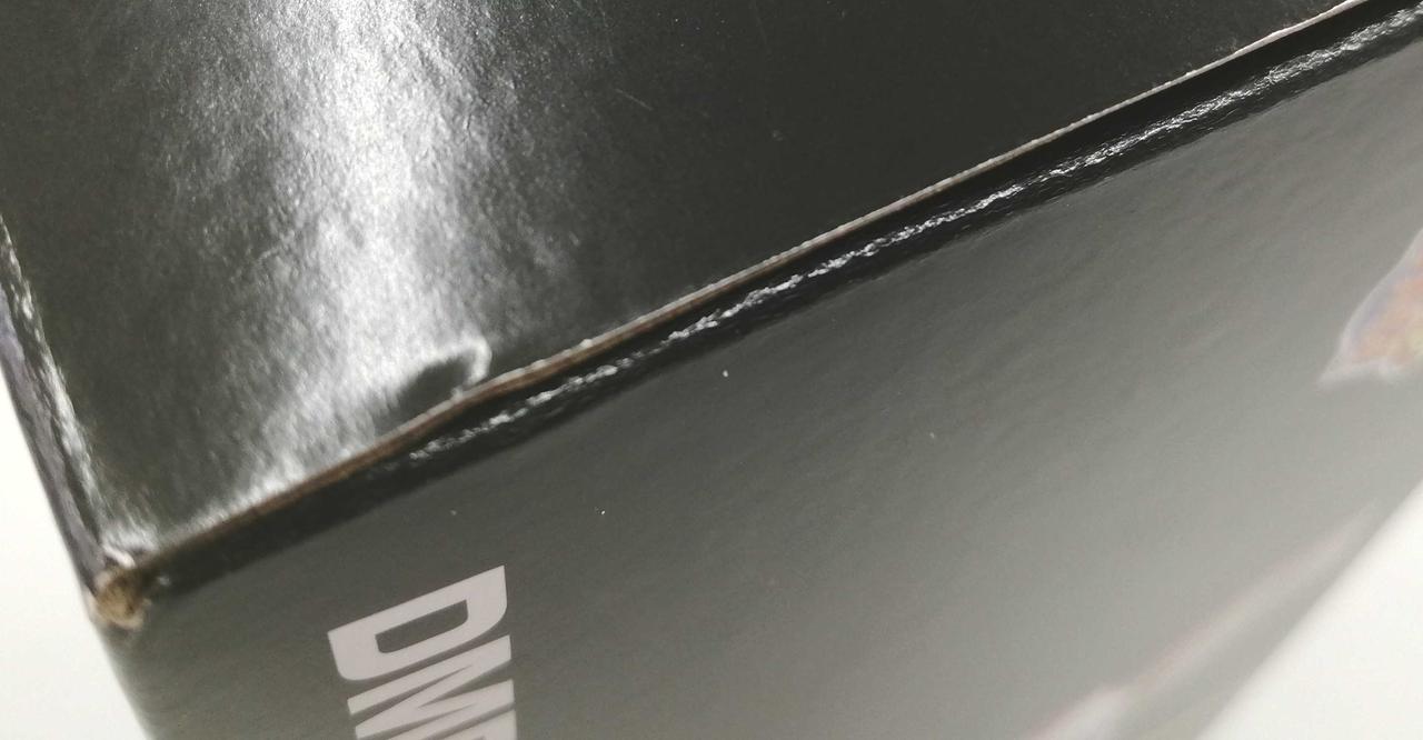 僅かに箱イタミ有