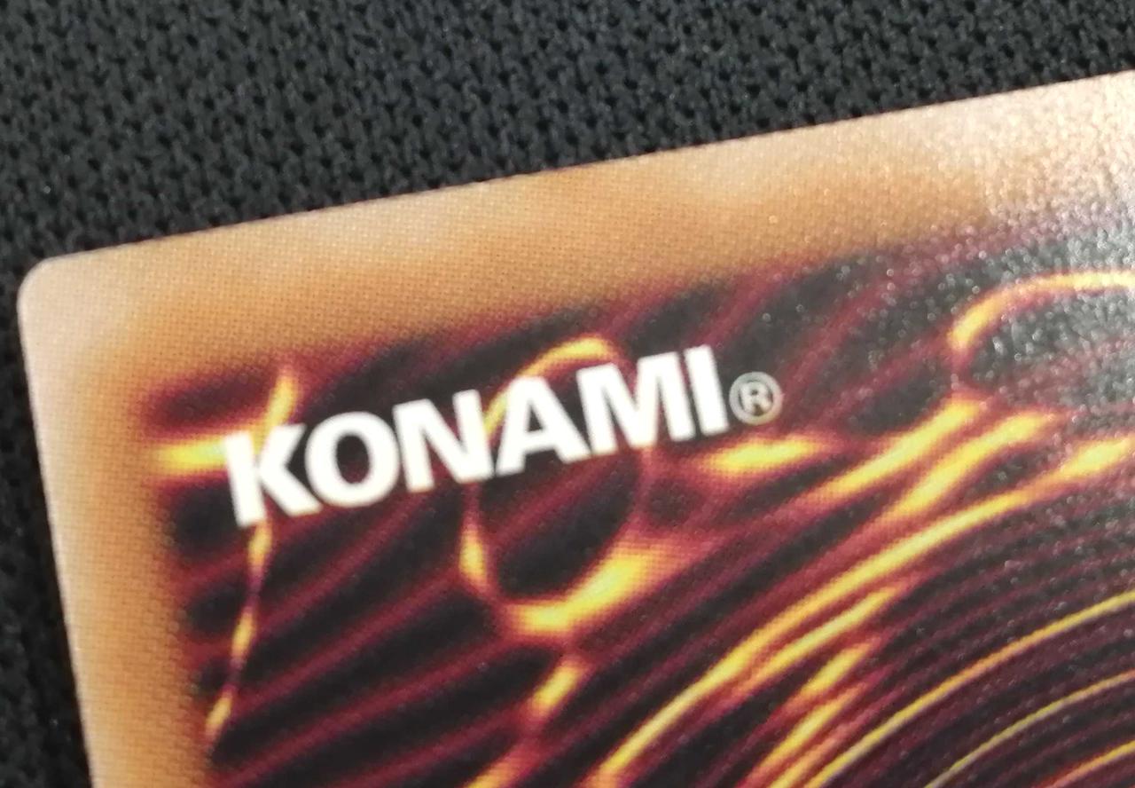 裏面左上白欠け有