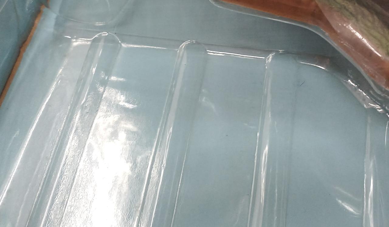 ブリスター僅かに汚れ有