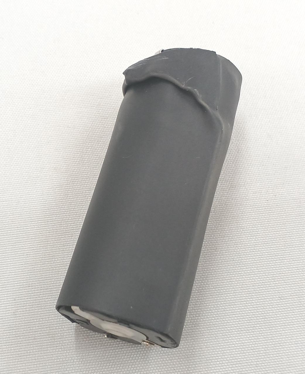 電池カバーイタミ有