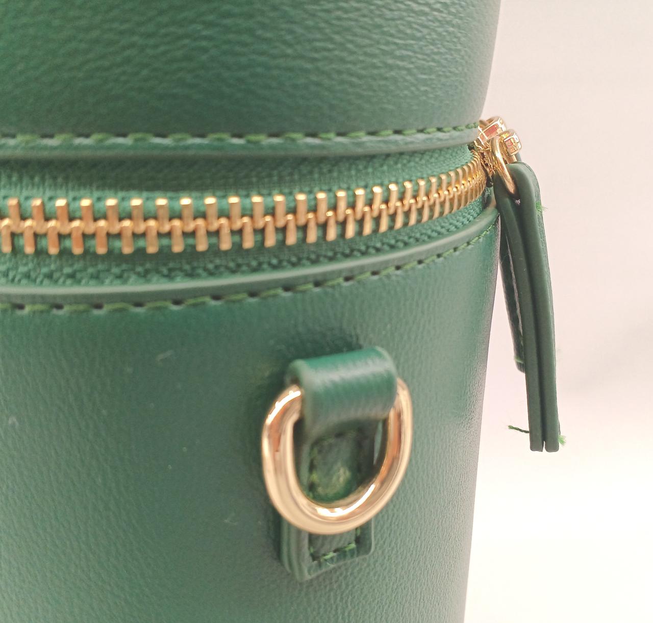 金具部分僅かにキズ有