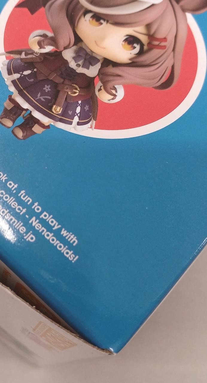 箱僅かにキズ有