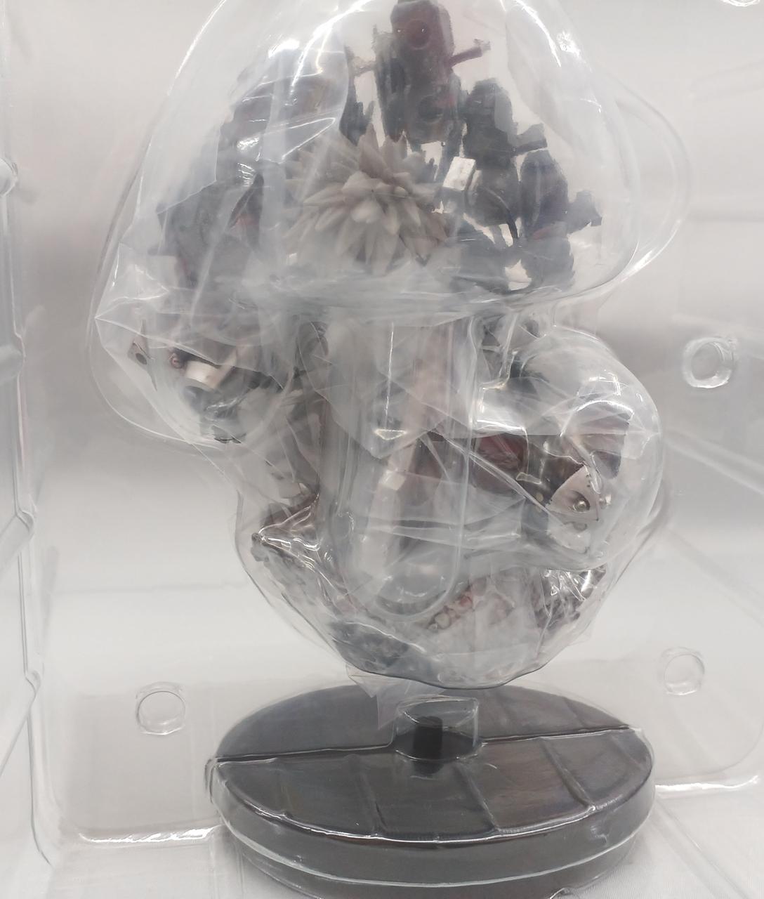 カラーはモノクロです