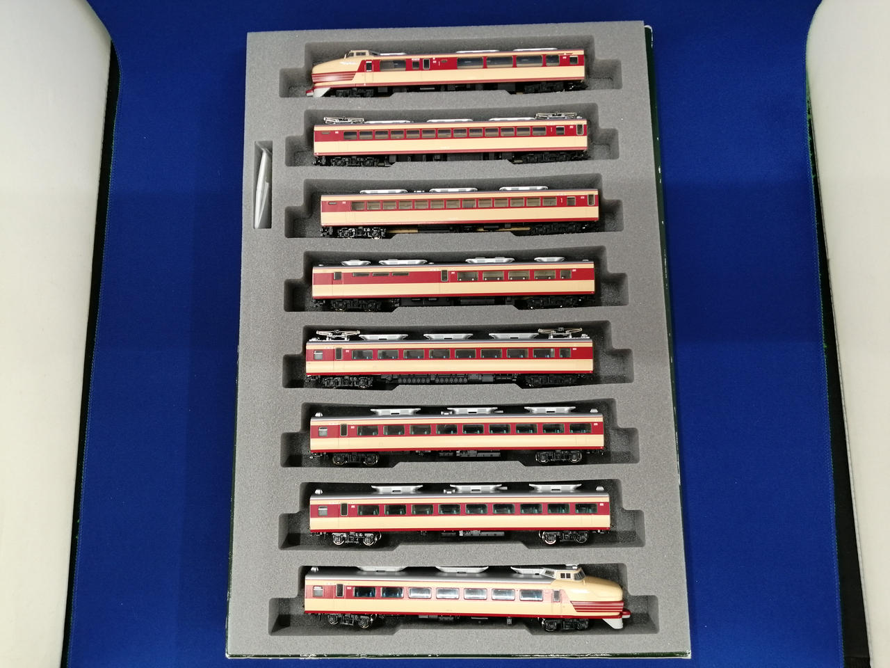 カトー　151系　こだま　つばめ　基本増結12両セット カトー(KATO)|151系 こだま・つばめ 基本増結12両セット|HARDOFFオフ