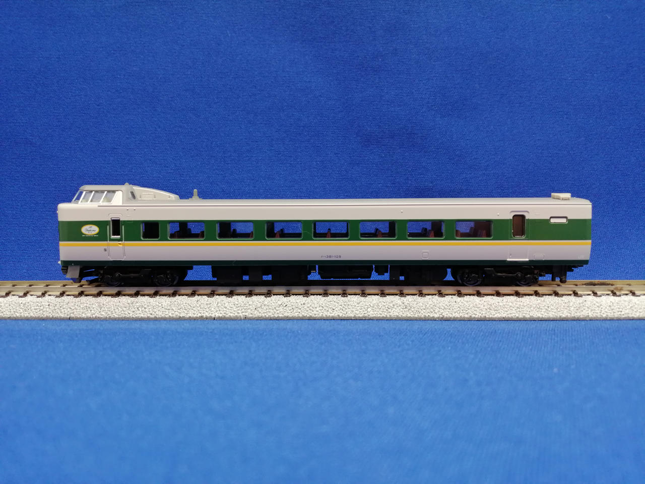 カトー(KATO)|381系やくもリニューアル編成基本増結9両セット