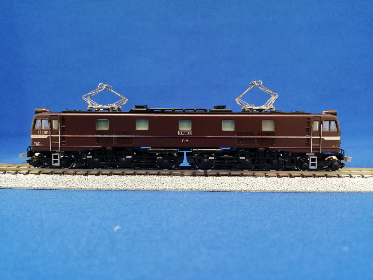 KATO EF58 61 お召機 EF58 61 お召機 (改良版) (鉄道模型) - ホビーサーチ 鉄道模型 N
