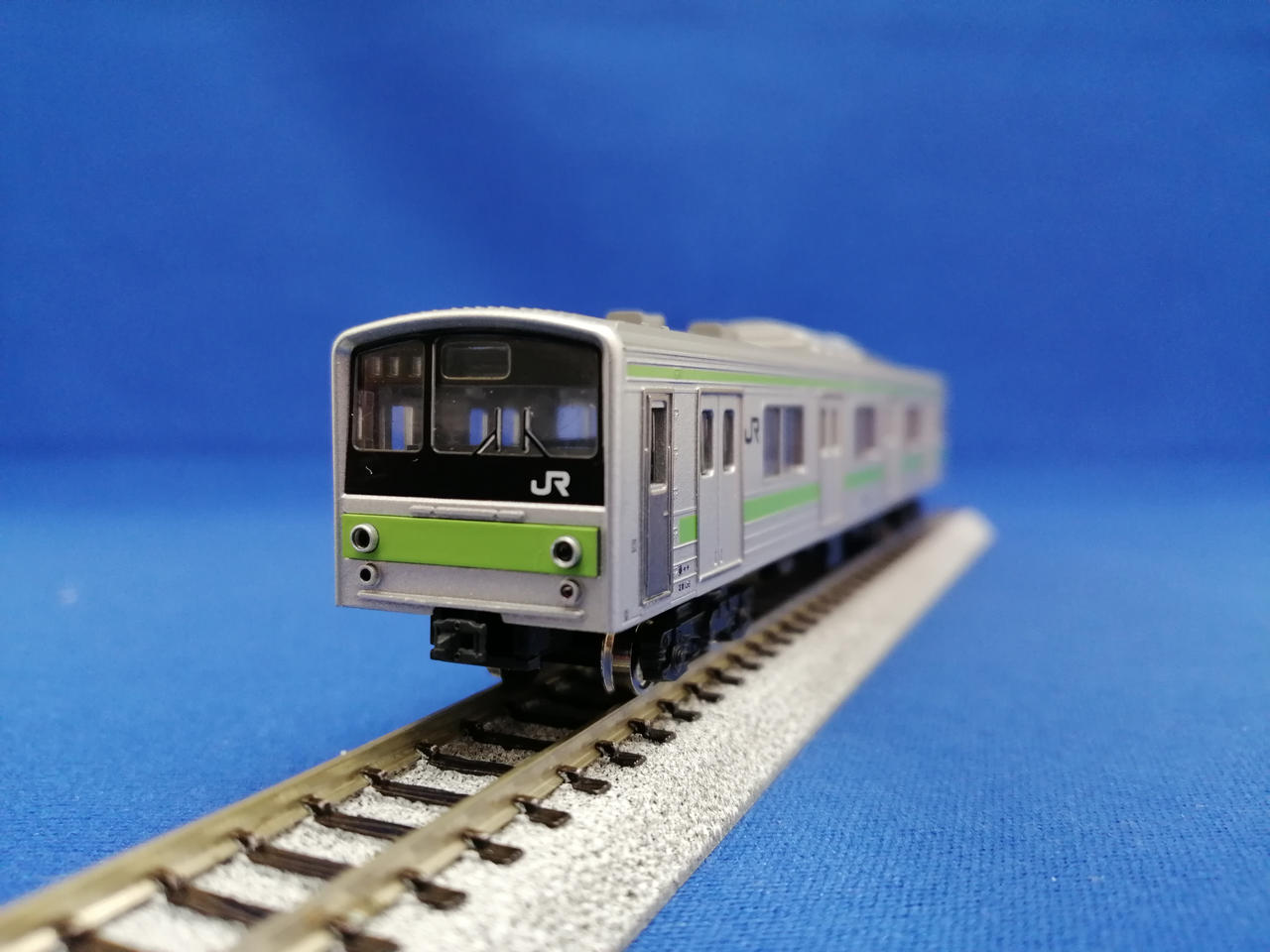 線路は含まれません。