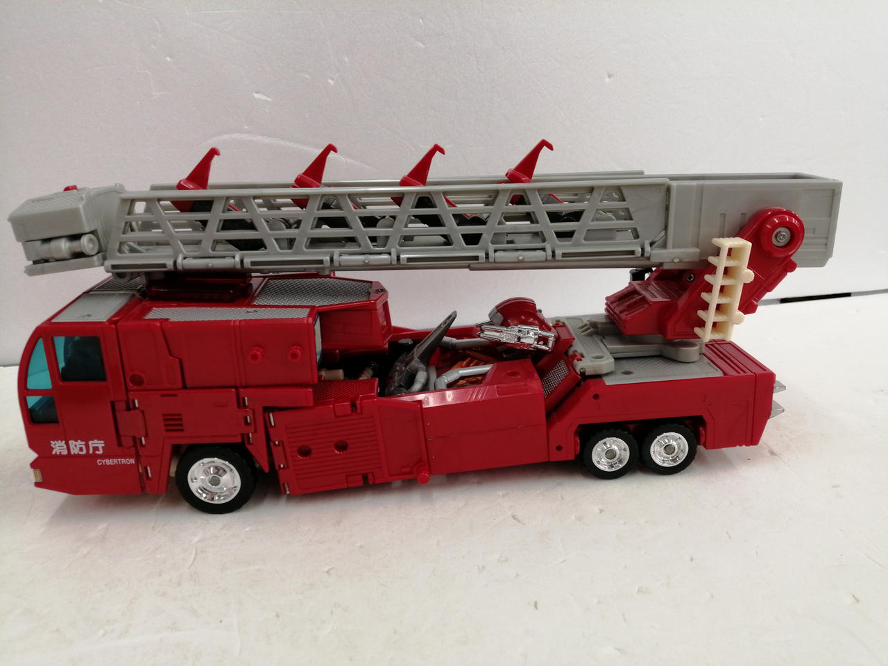 トランスフォーマー