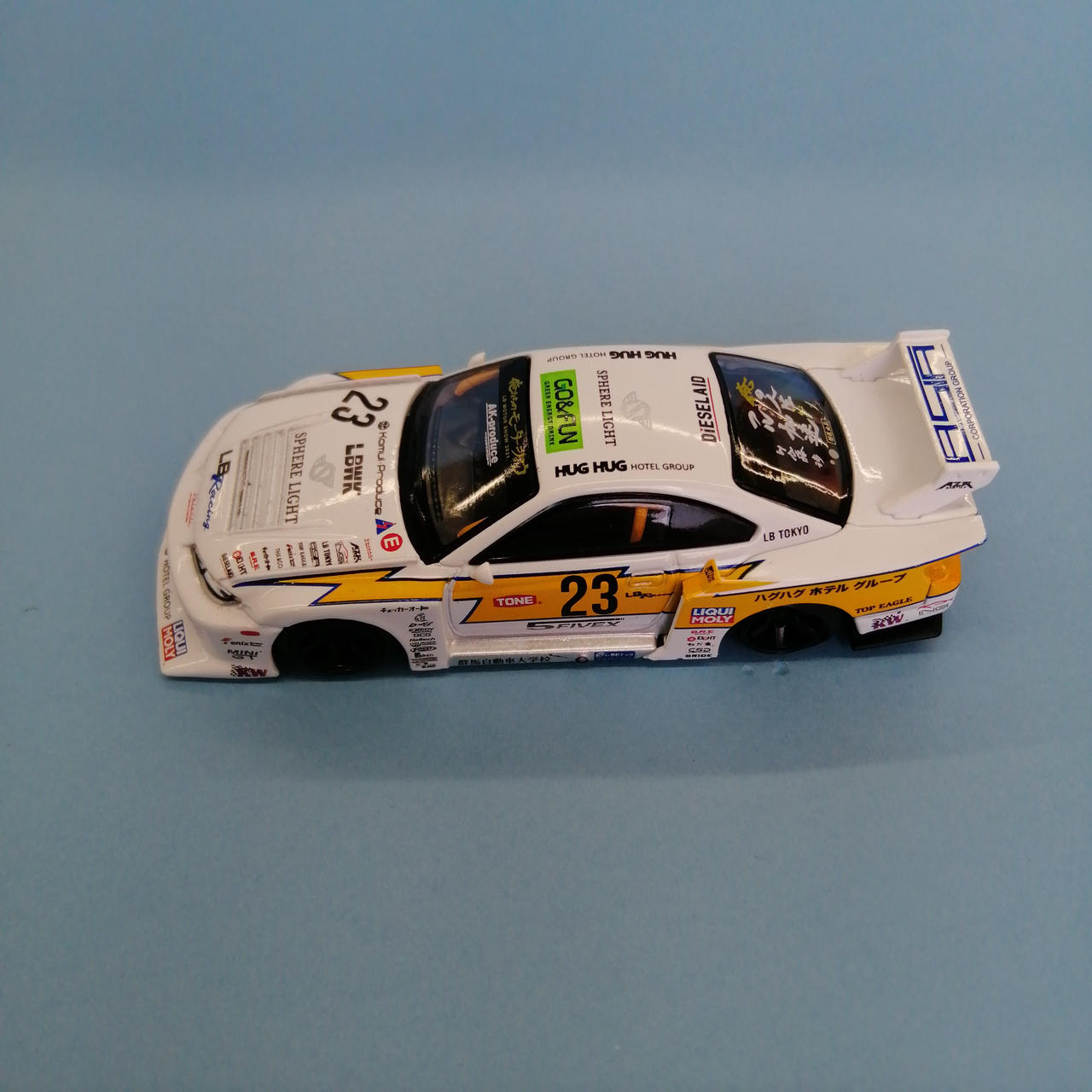 1/64スケール MINI GT「LB Racing レーシングトランスポーター