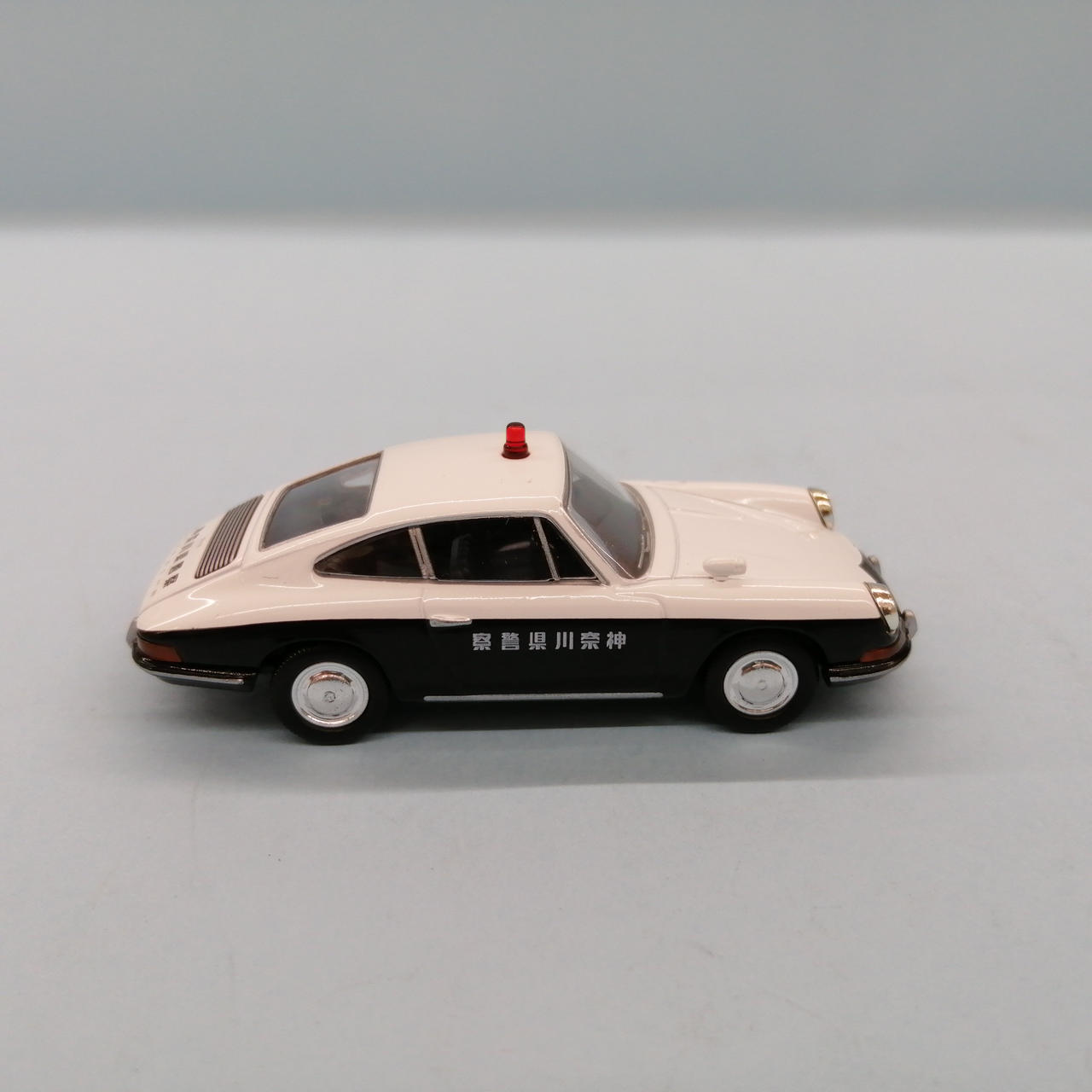 トミカリミテッドヴィンテージ LV-85a ポルシェ912 パトカー