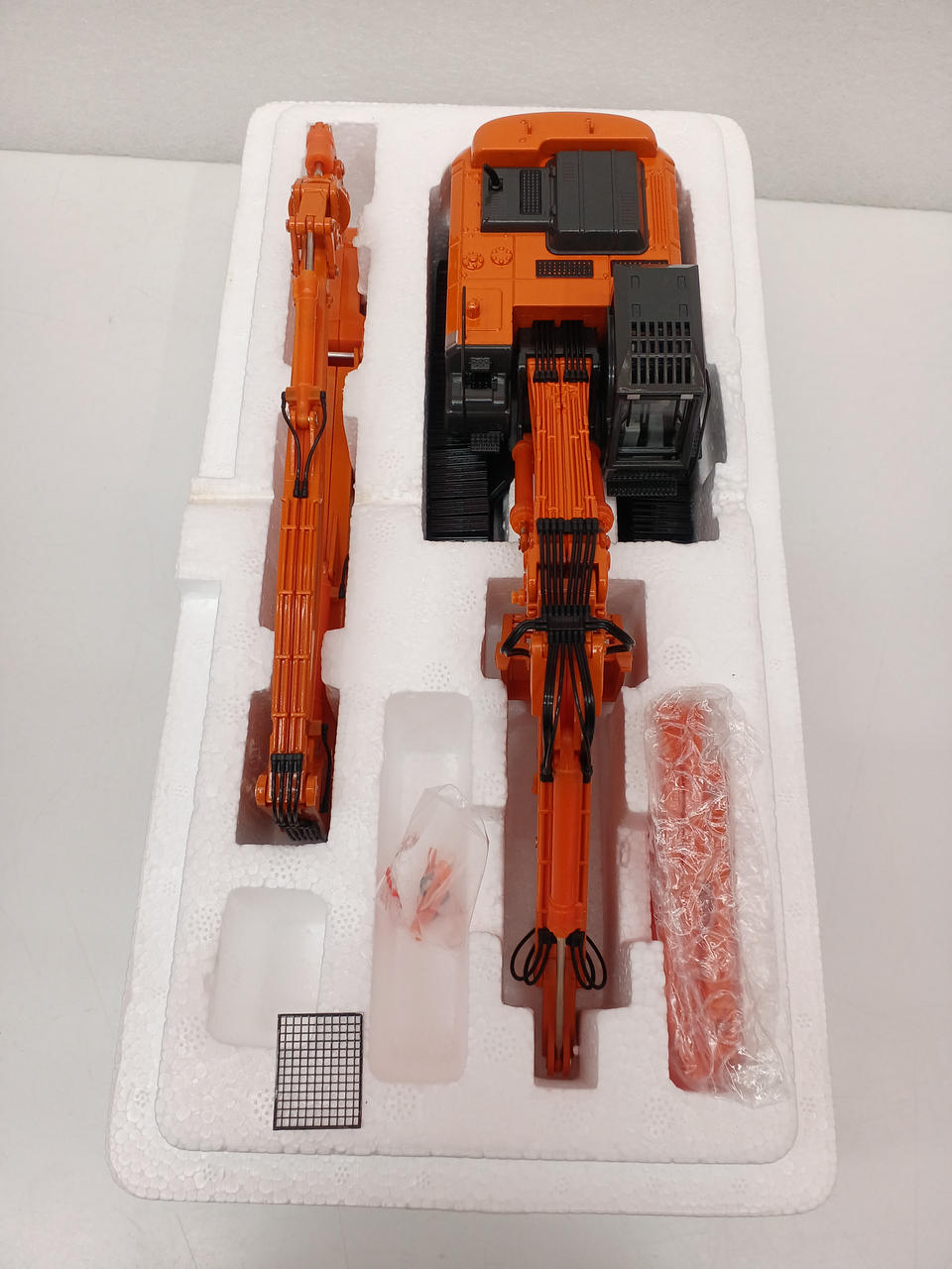 HITACHI|1/50スケールモデル|HARDOFFオフモール（オフモ