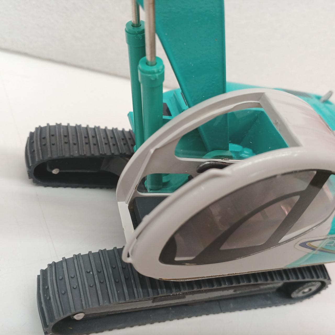 ガラス外れてます