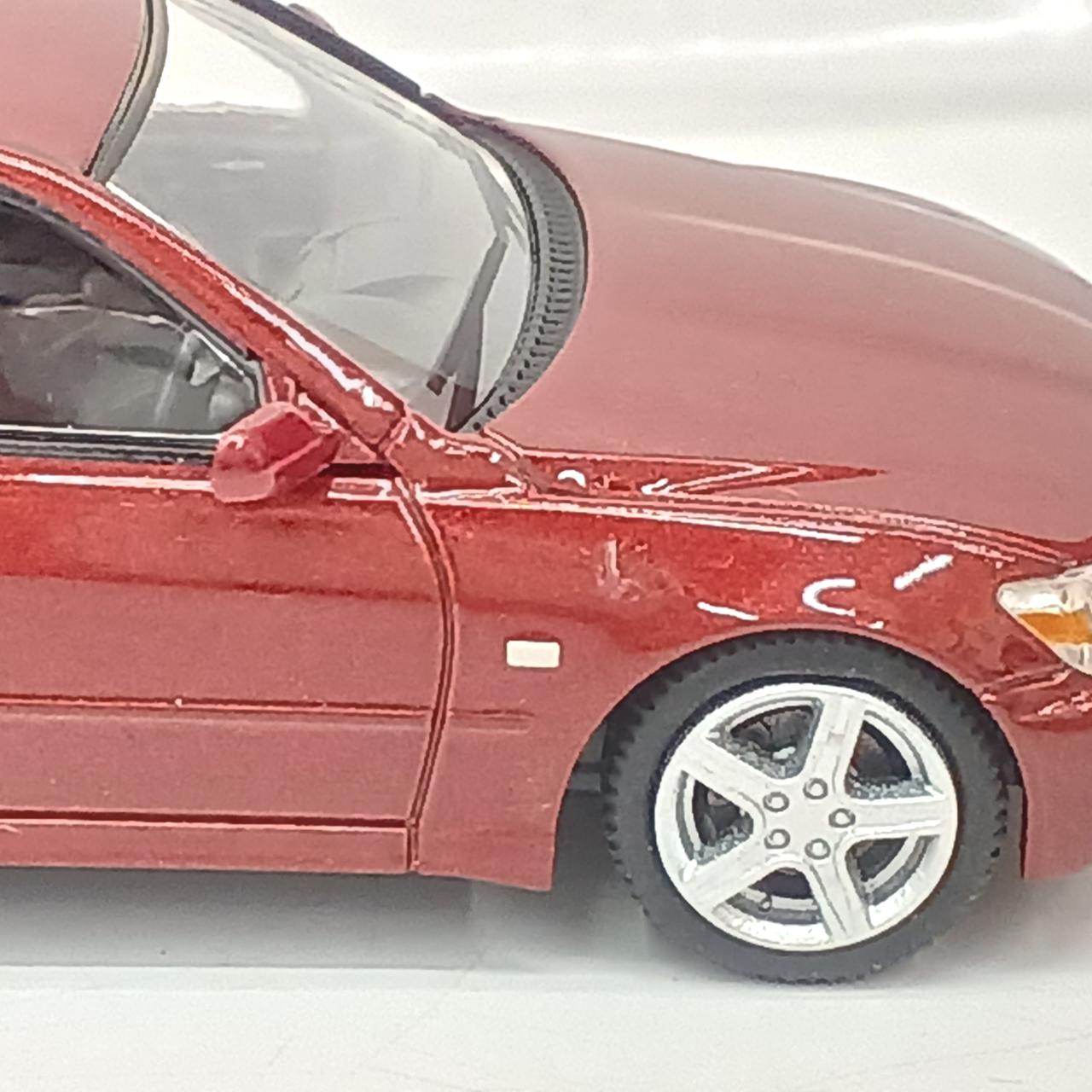 右フェンダーキズあり