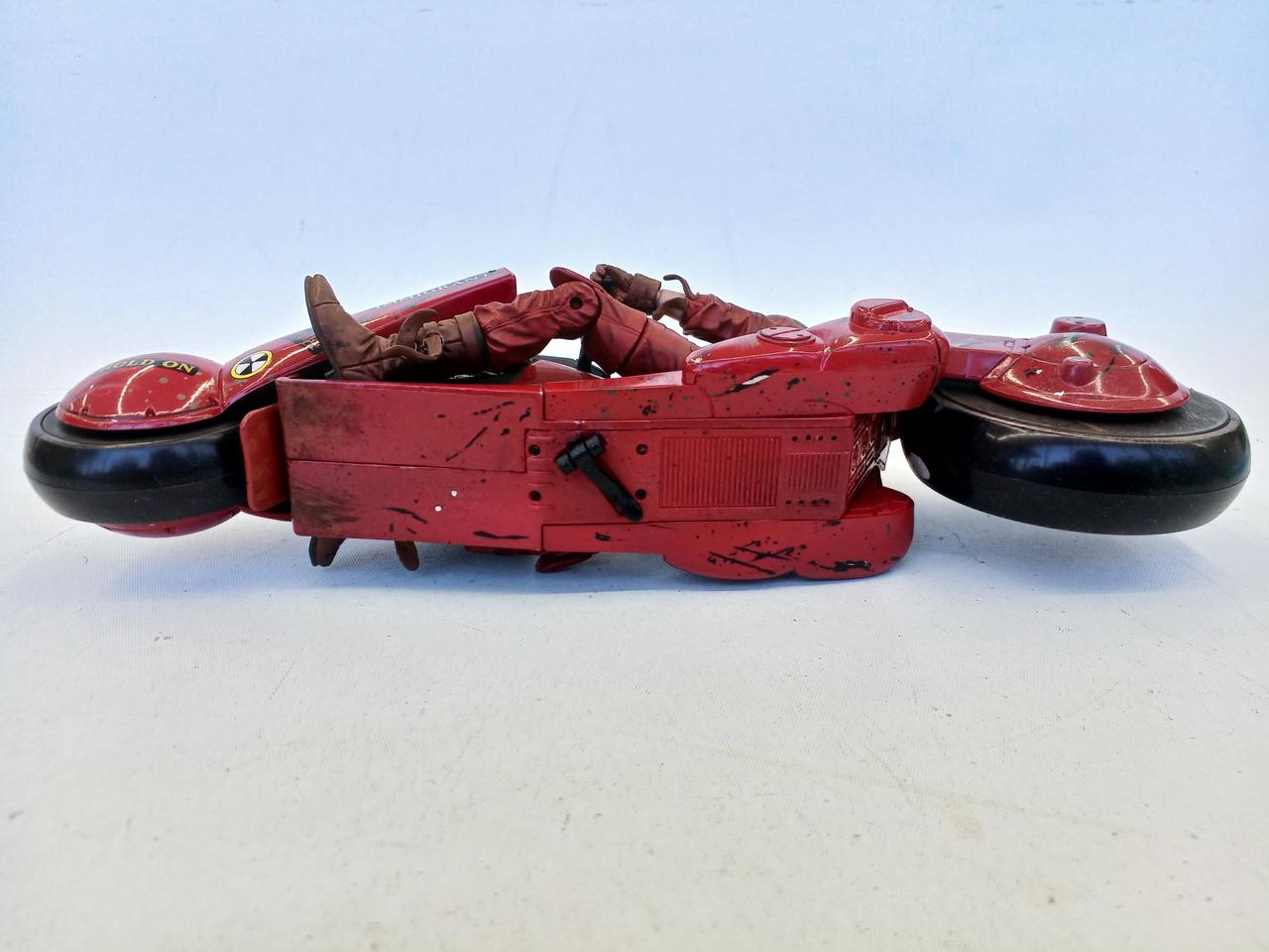 マクファーレントイズ|AKIRA|【ハードオフ公式通販】オフモール