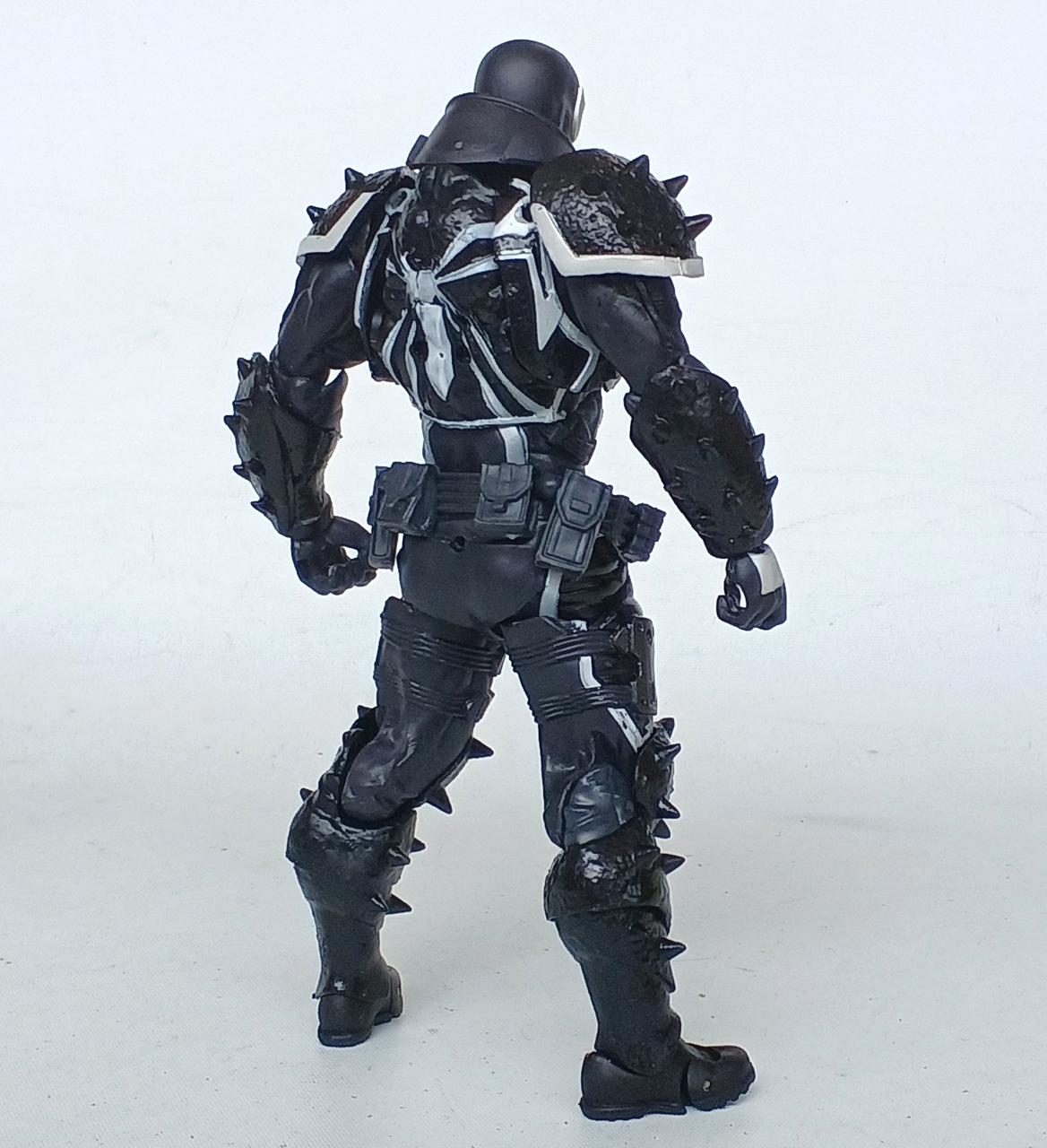 リボルテック(REVOLTECH)|エージェント・ヴェノム|【ハードオフ公式