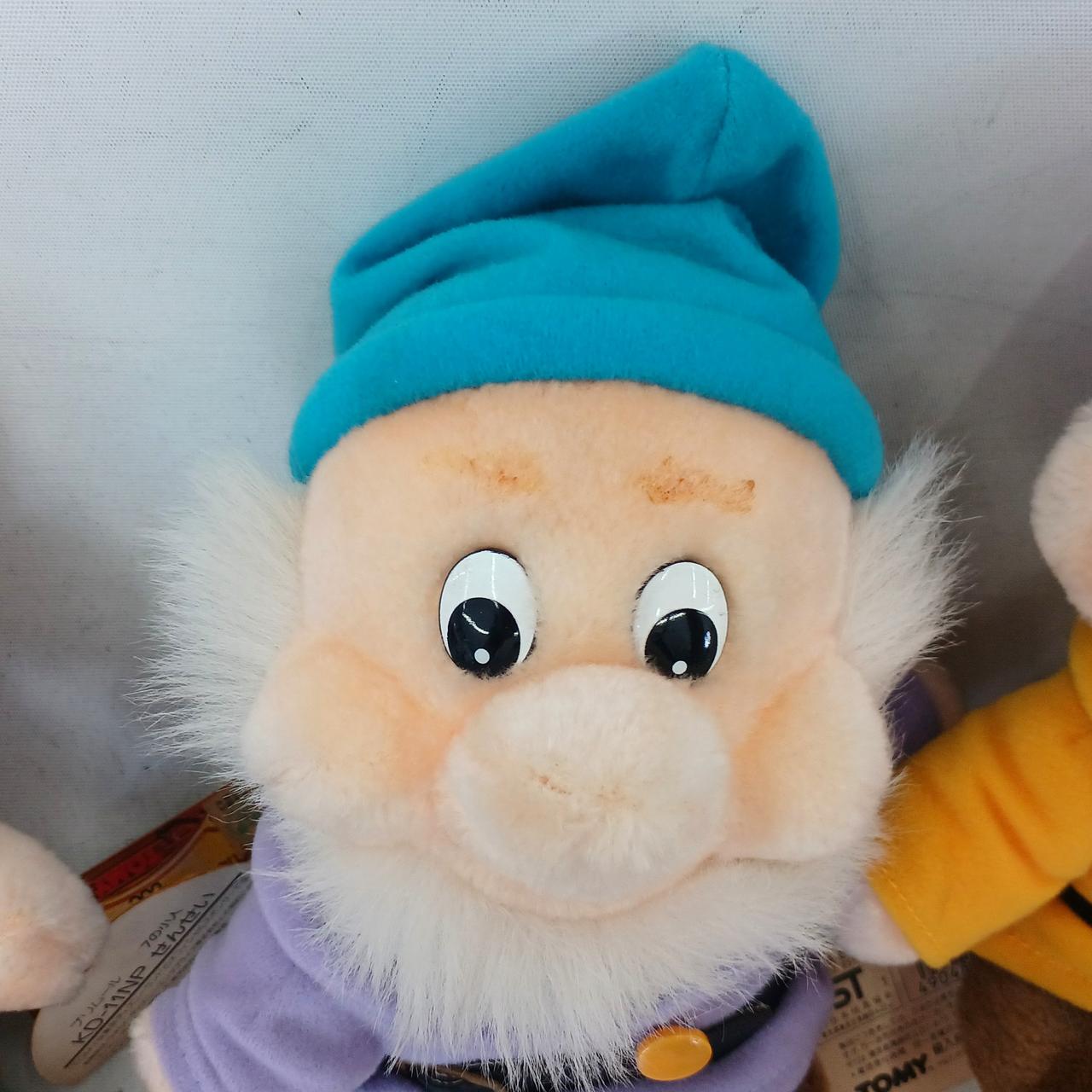 一人まゆげありません