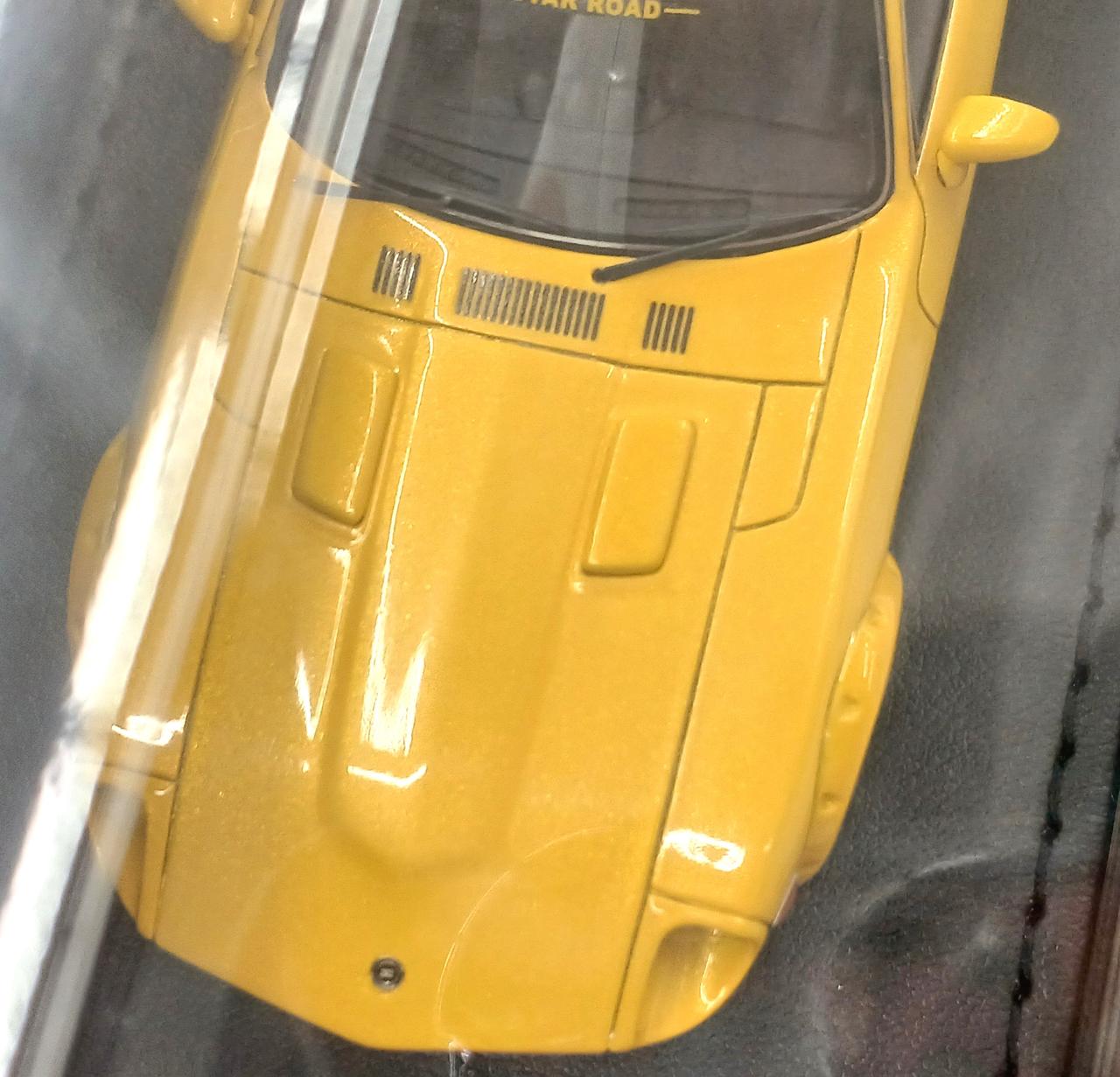 フェンダー若干浮き