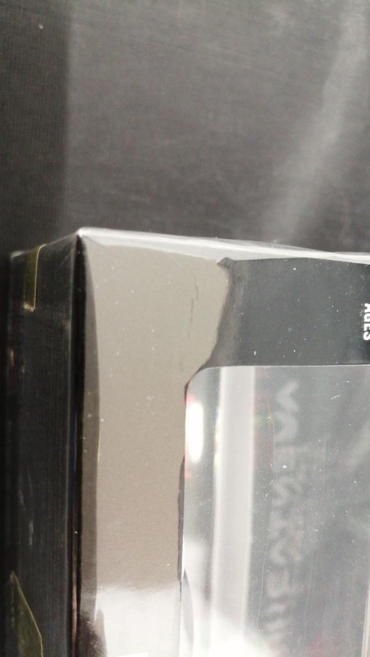 外箱傷み有り。