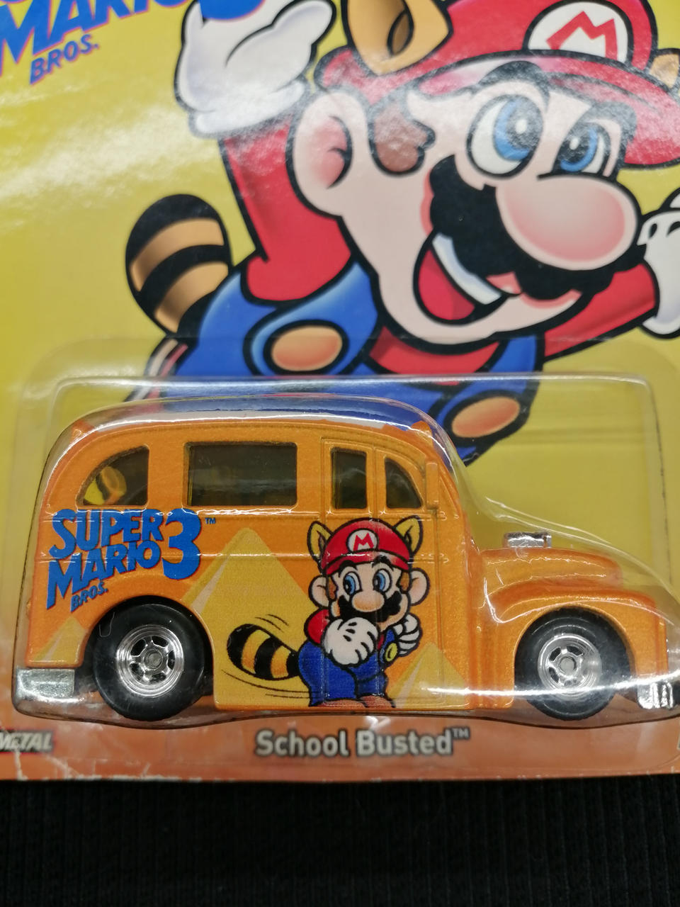 ホットウィールschool busted 限定品レアバス