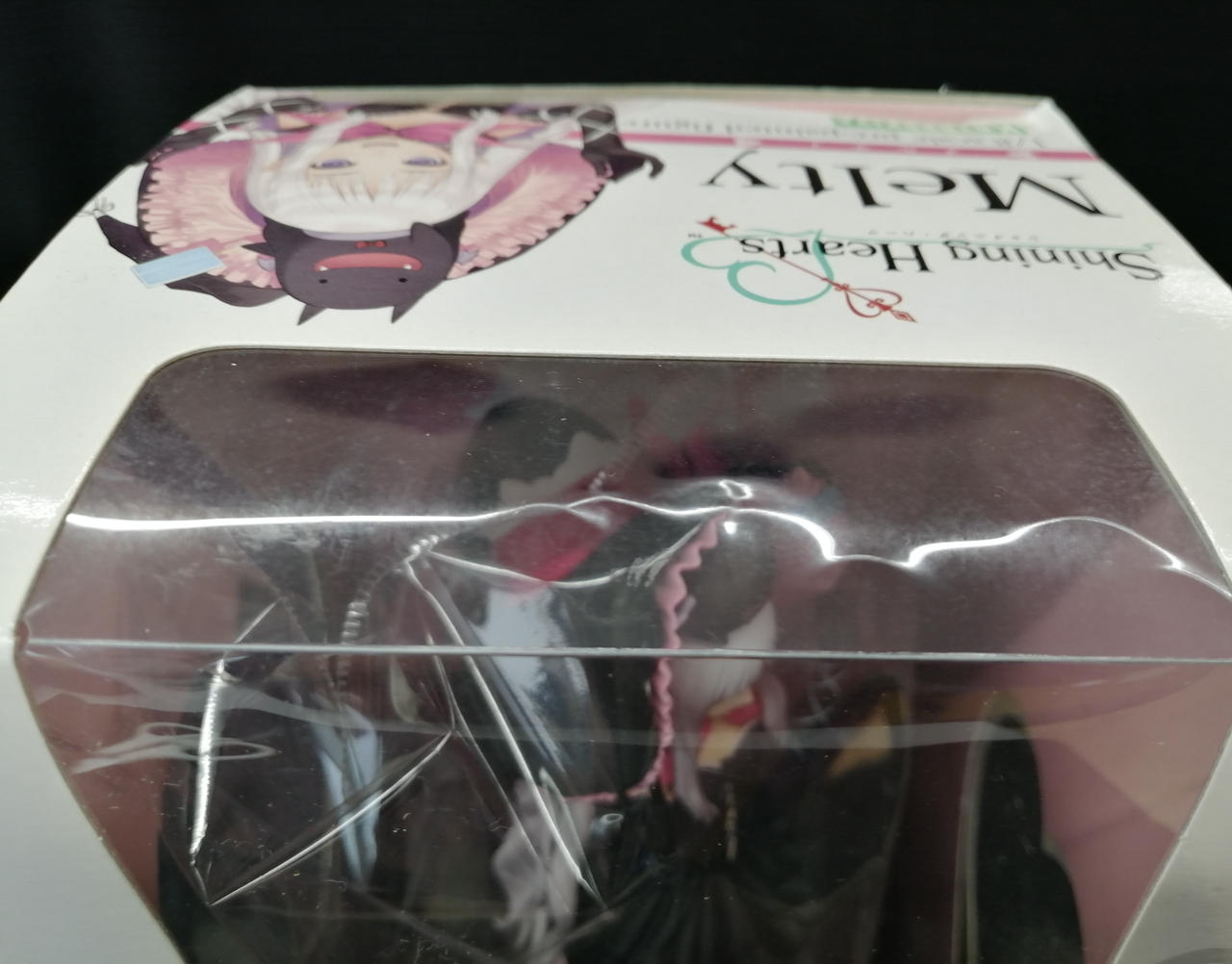 フィルム部分等に汚れが有ります。