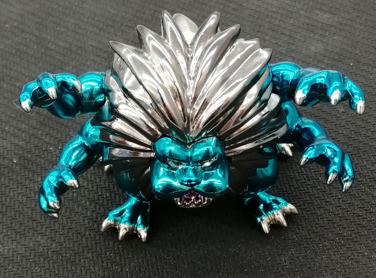 前脚などに塗装剥げがあります