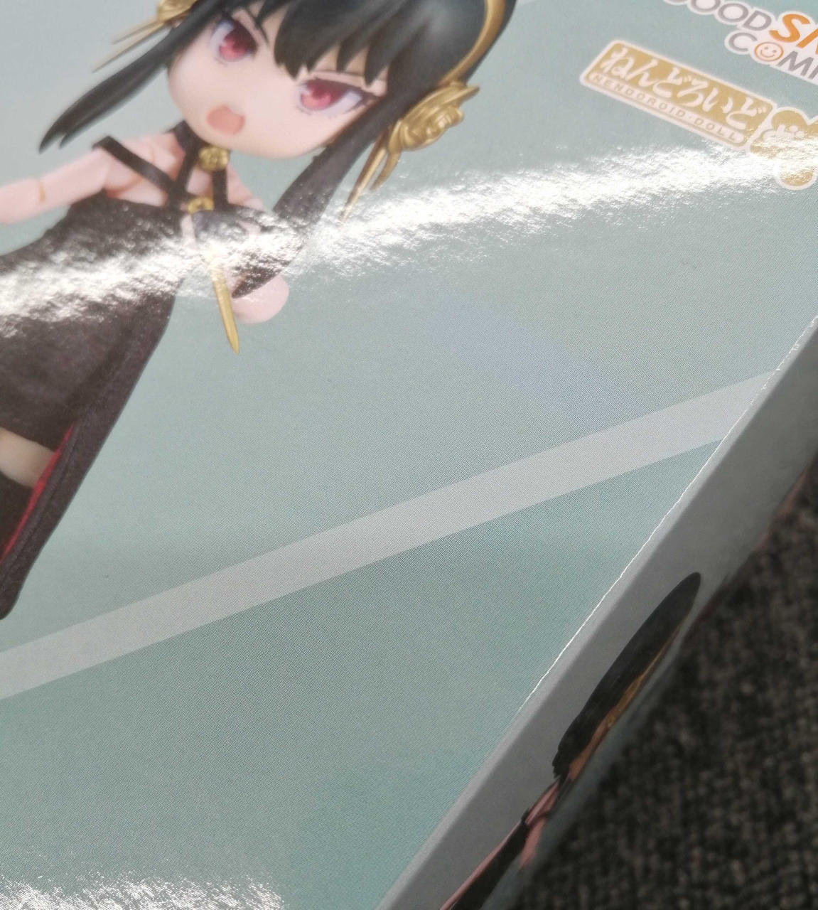 箱日焼けによる一部変色有