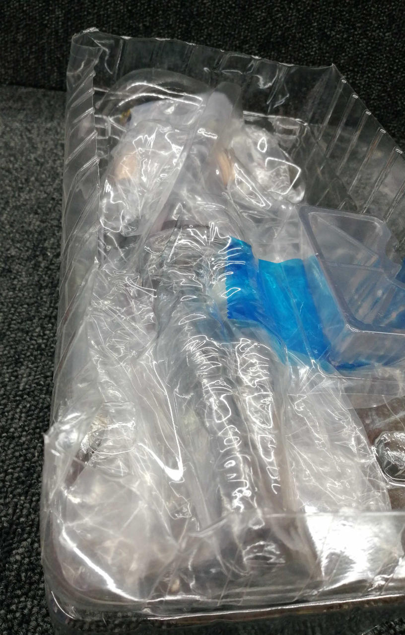 内ケース傷み有