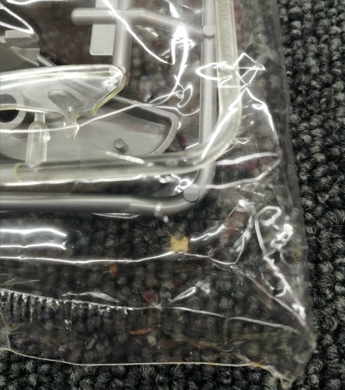 内袋未開封ですが、ホコリ混入有