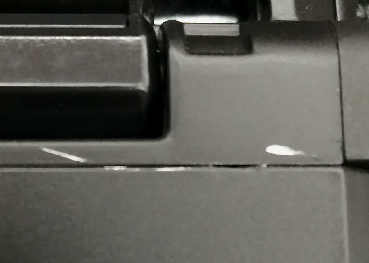 本体キズ有