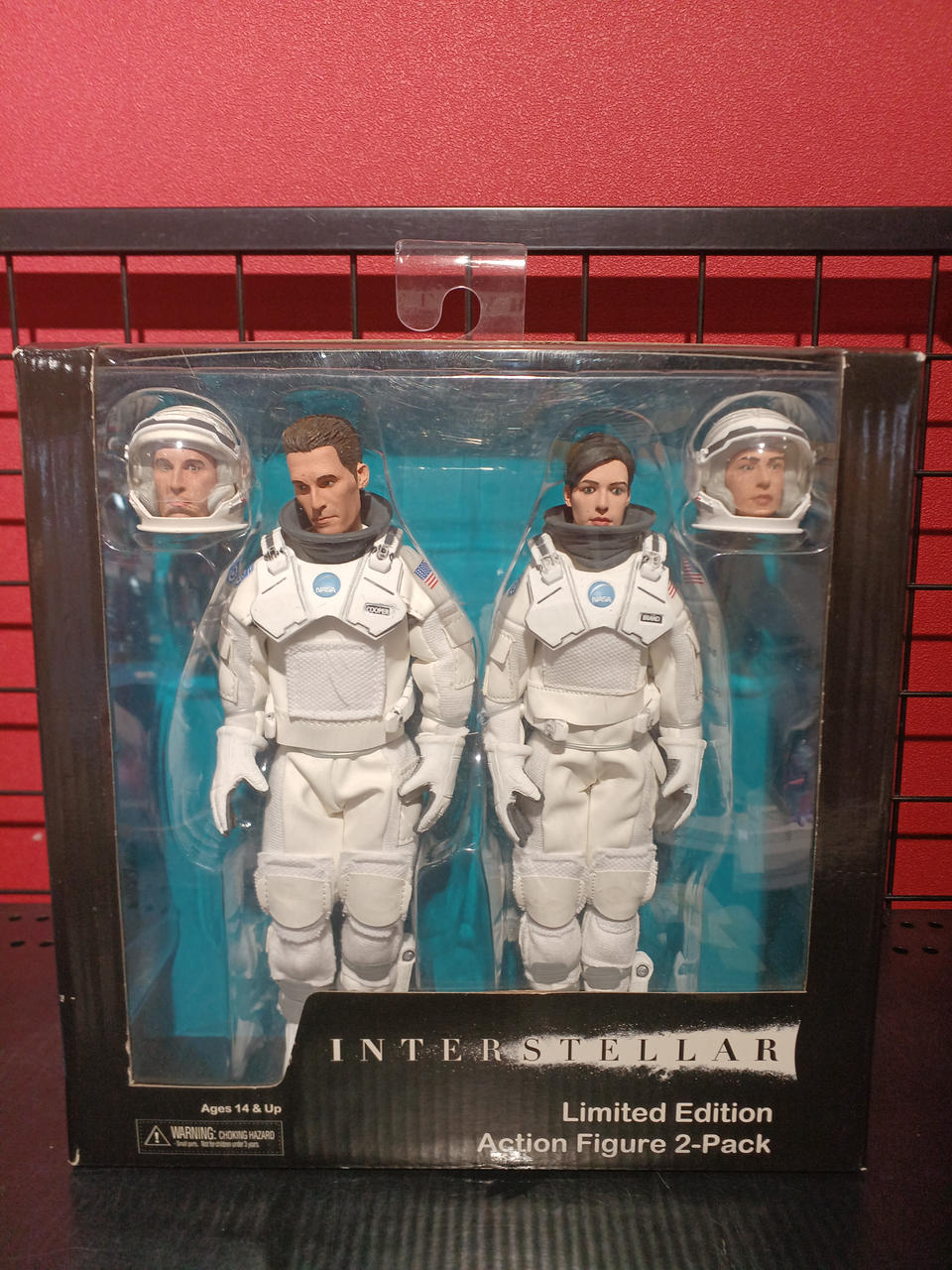 Neca インターステラー クーパー&アメリア フィギュア　ネカ Amazon.co.jp: インターステラー アクションドール クーパー