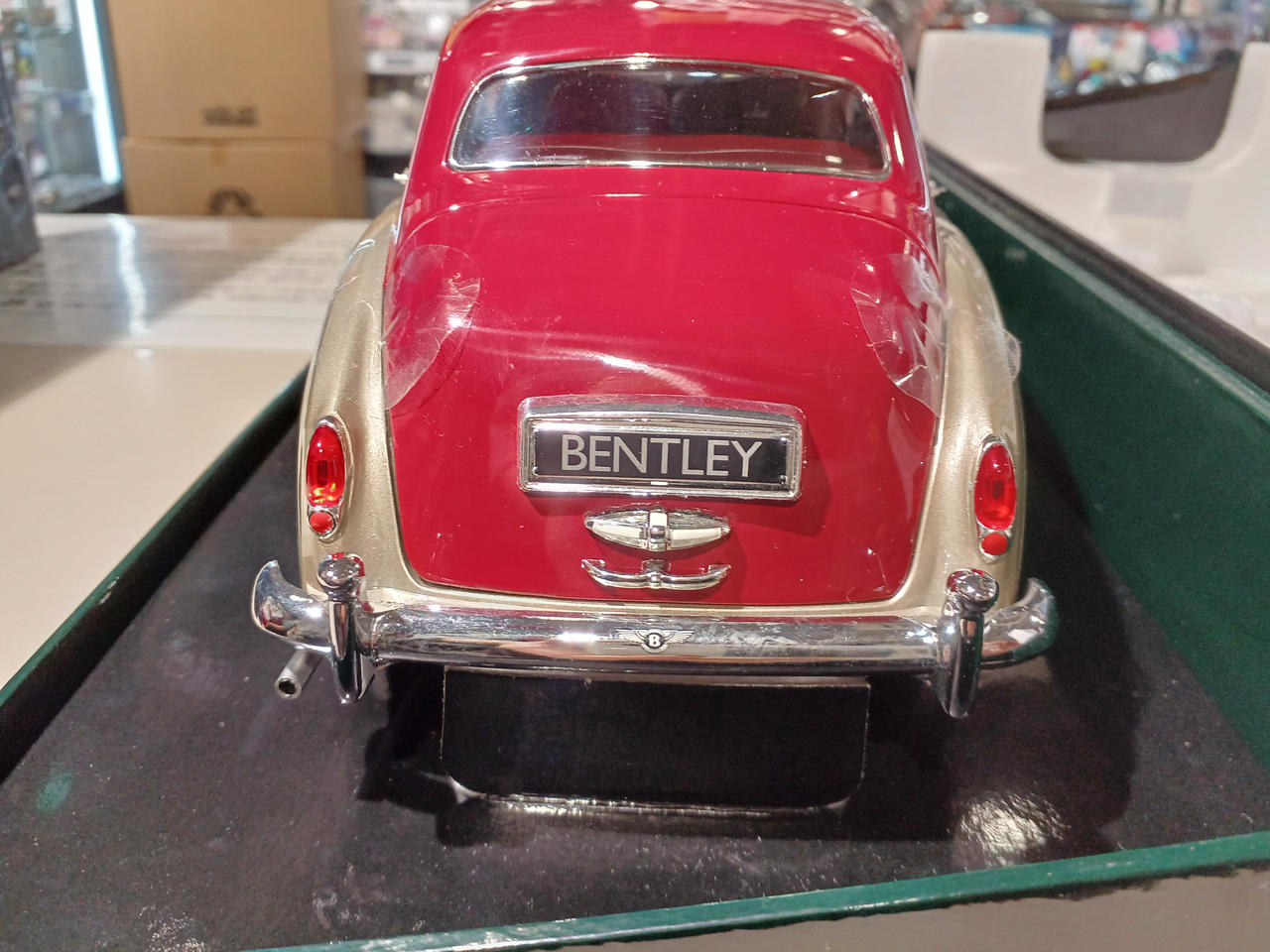 ミニチャンプス☆ほぼ未使用品1997BMWR1200C☆1/18ミニカー送料込