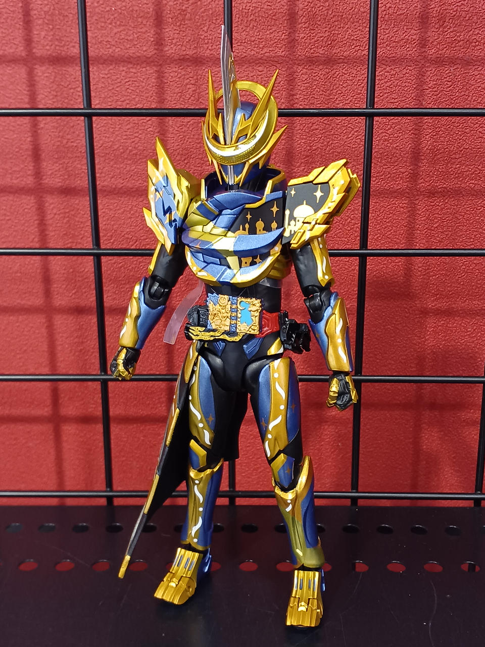 BANDAI - 【未開封】仮面ライダーセイバー　仮面ライダーエスパーダ BANDAI|仮面ライダーセイバー|HARDOFFオフモール（オフモ
