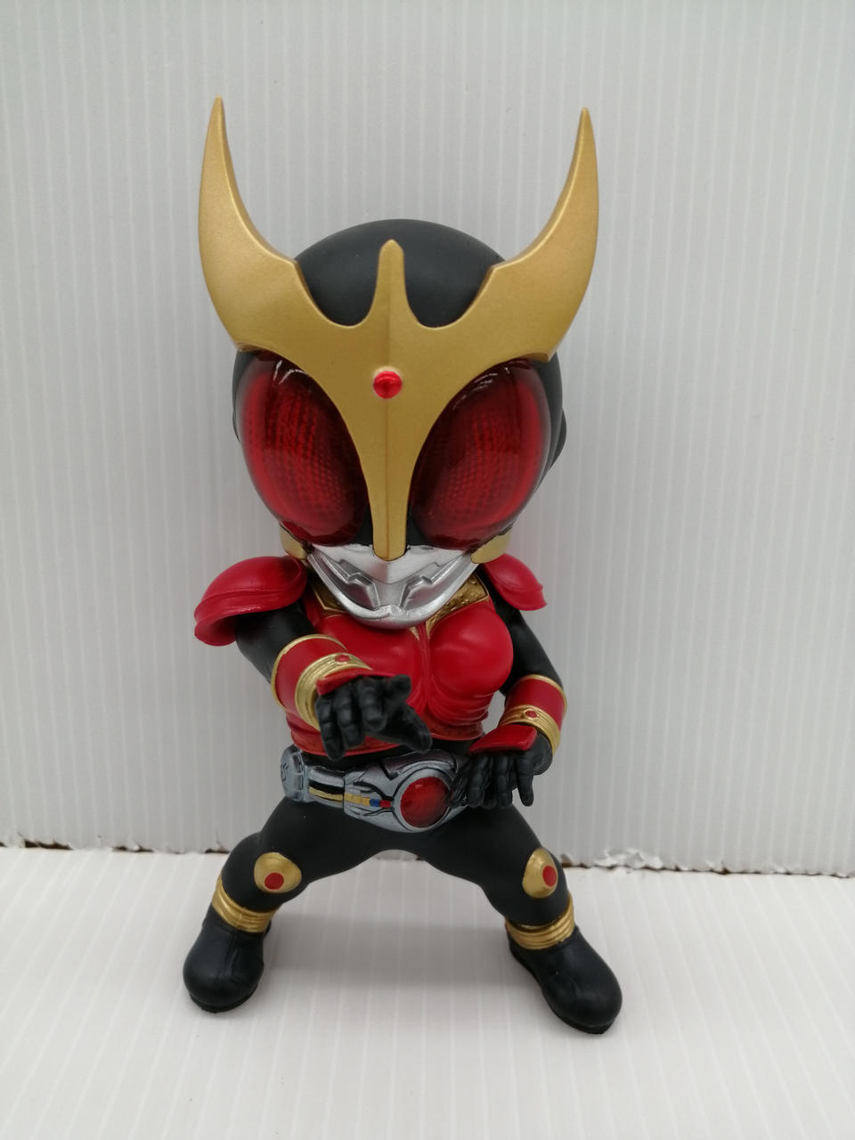 デフォリアル仮面ライダークウガ 仮面ライダークウガがリアルなデフォルメフィギュアで登場 全高