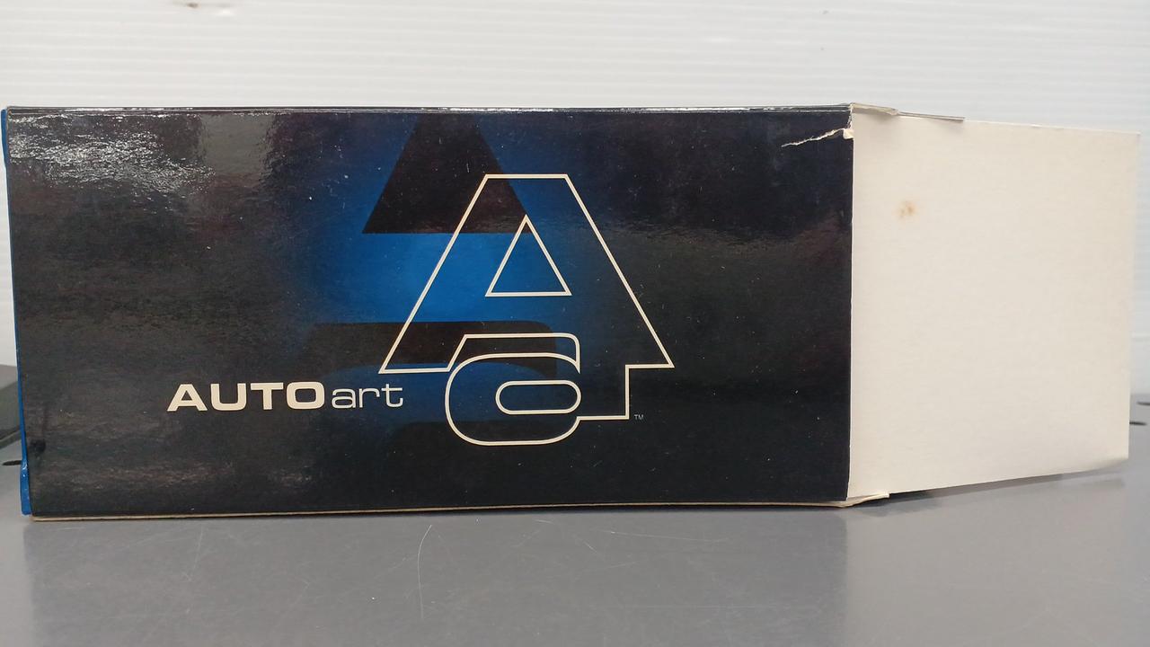 外箱イタミあり