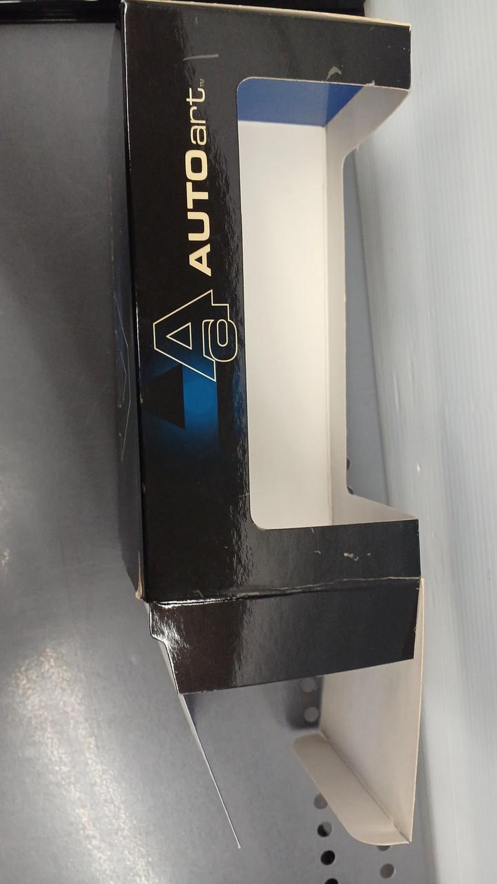 外箱イタミあり