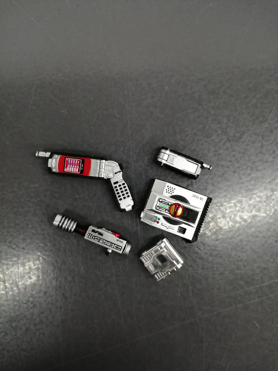 バンダイ 型番：仮面ライダーファイズ SHF　真骨彫