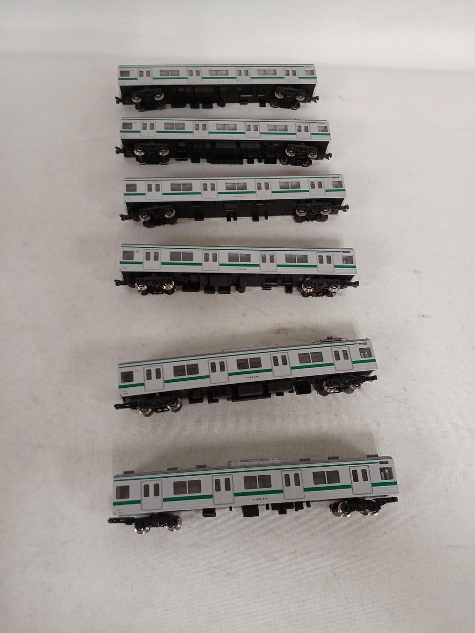 KATO 10-187 205系直流通勤形電車　埼京線色 10両セット Amazon.co.jp: KATO 10-187 205系直流通勤形電車 埼京線色 基本