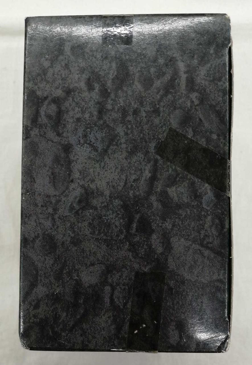 底面　箱イタミあり