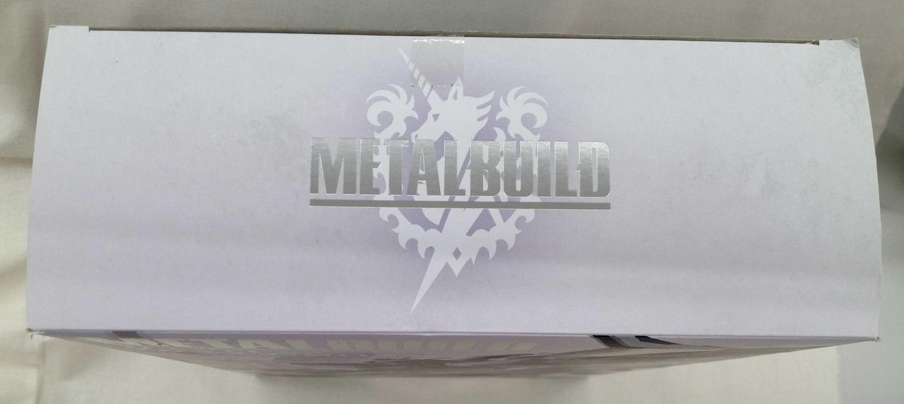 開封部分・箱イタミあり