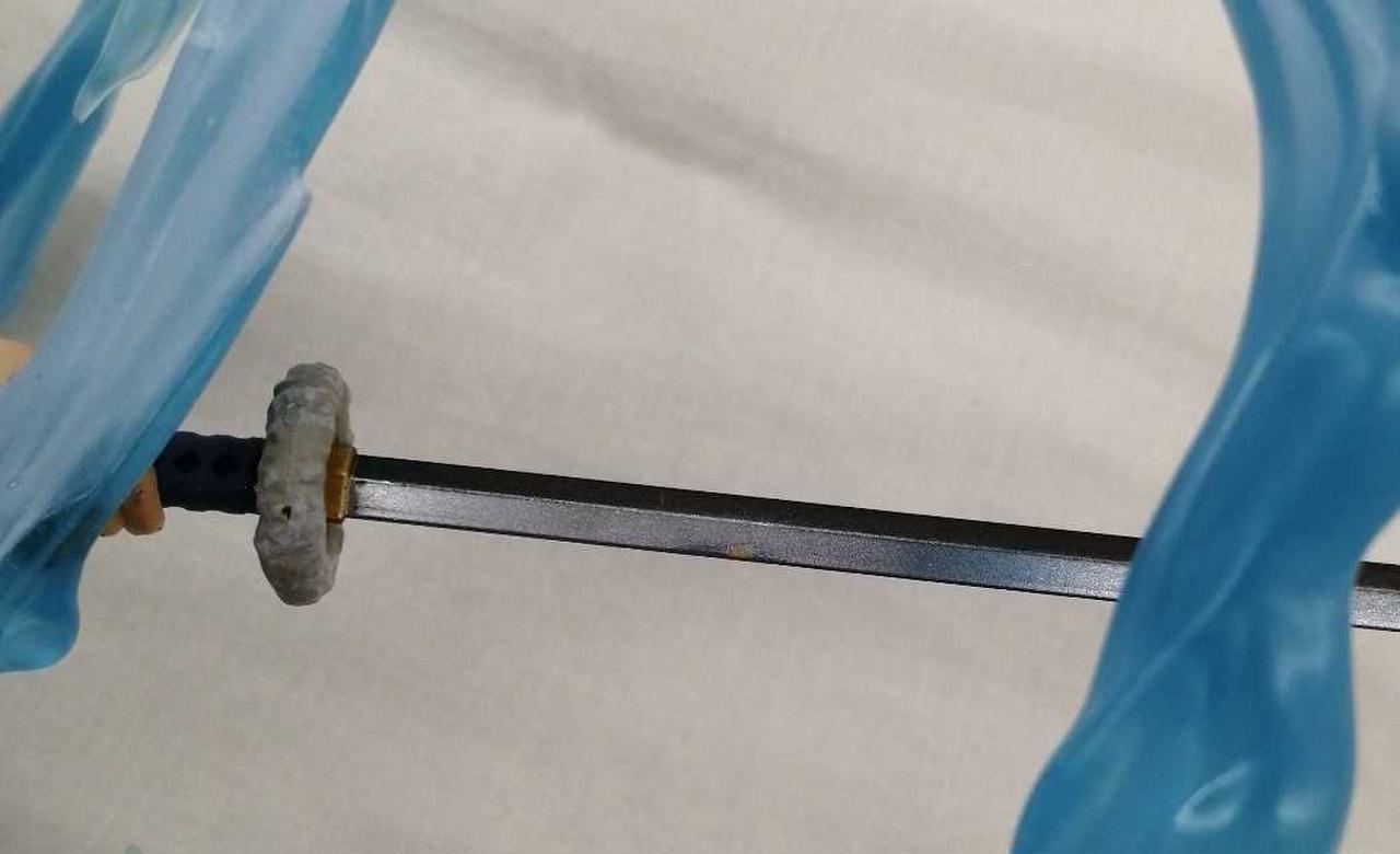 刀に塗装ムラあり