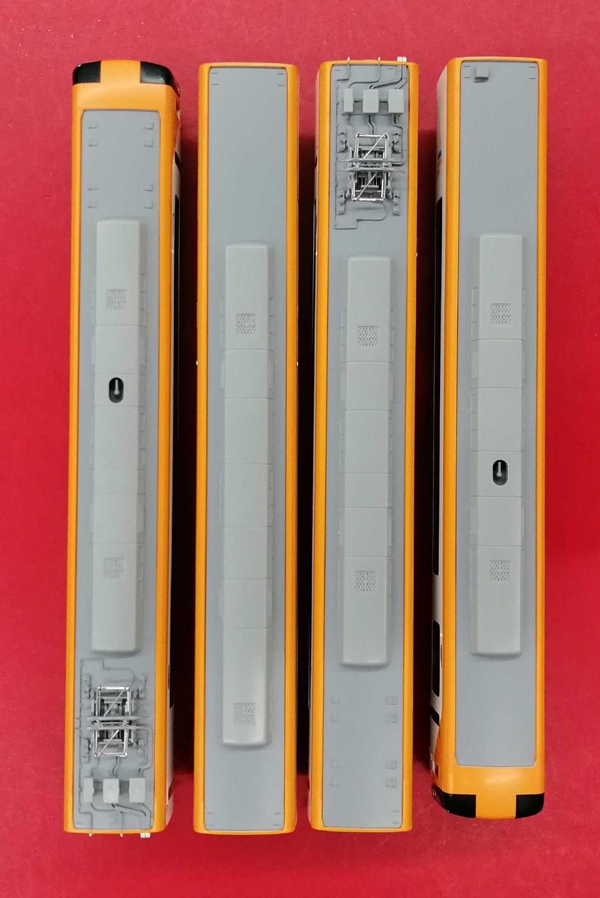 パーツ取り付け済