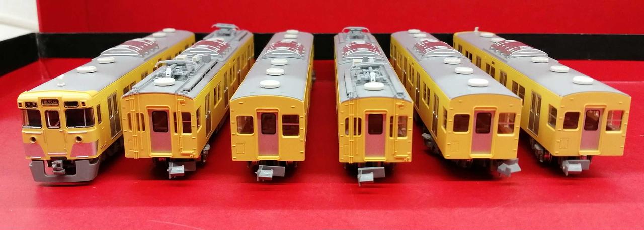 前面ステッカー貼り付け済み